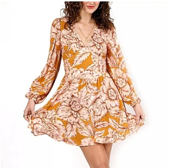 Band Of The FreexBand Of Gypsies XS Flowy Floral Babydoll Mini Dress Gold Blush - Picture 1 of 14